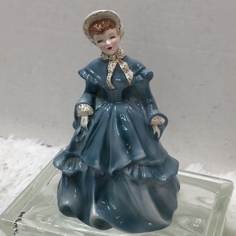 Vintage Florence Ceramics Melanie figure